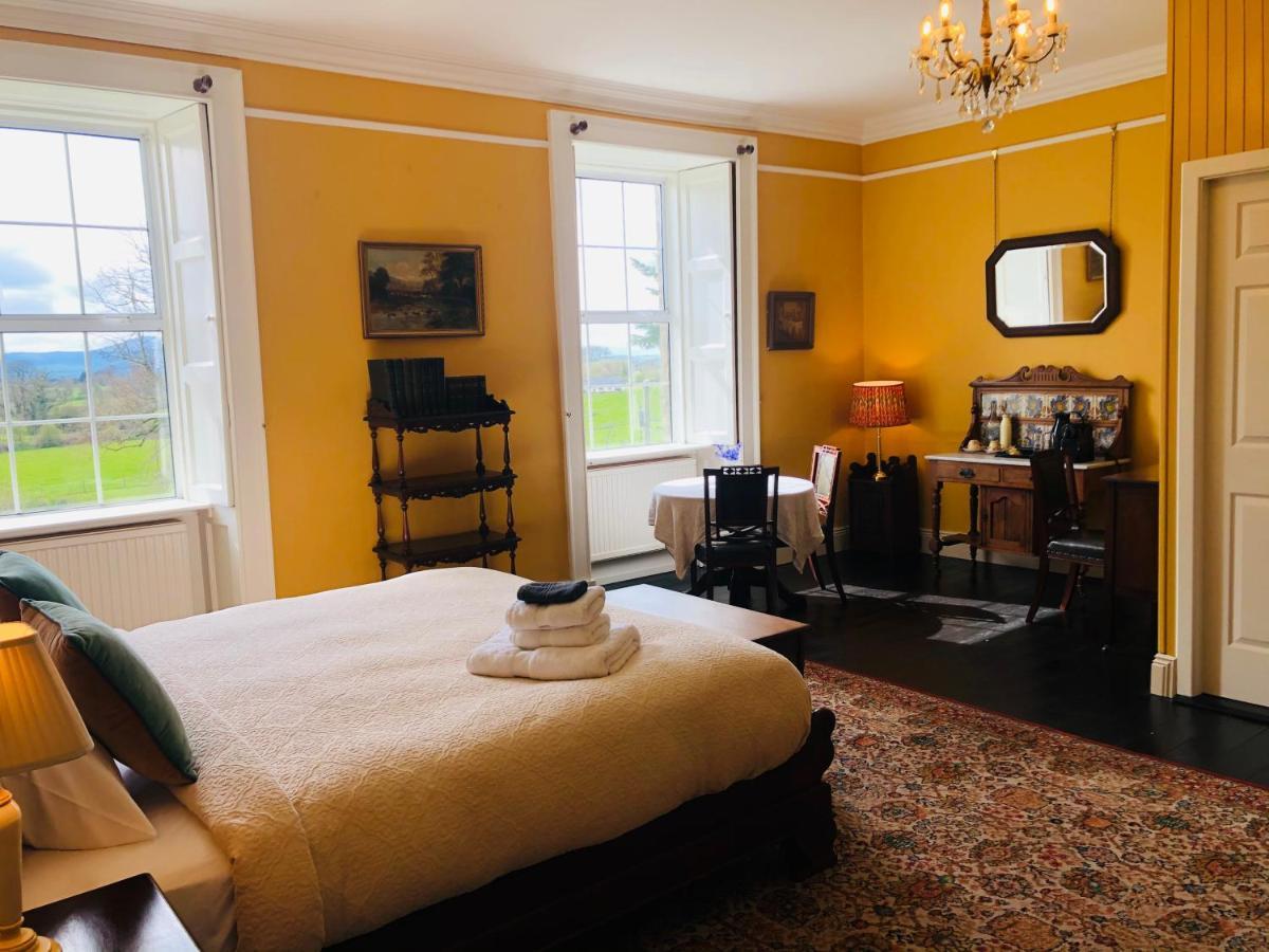 Ballymackey Lissanisky House B&B 외부 사진