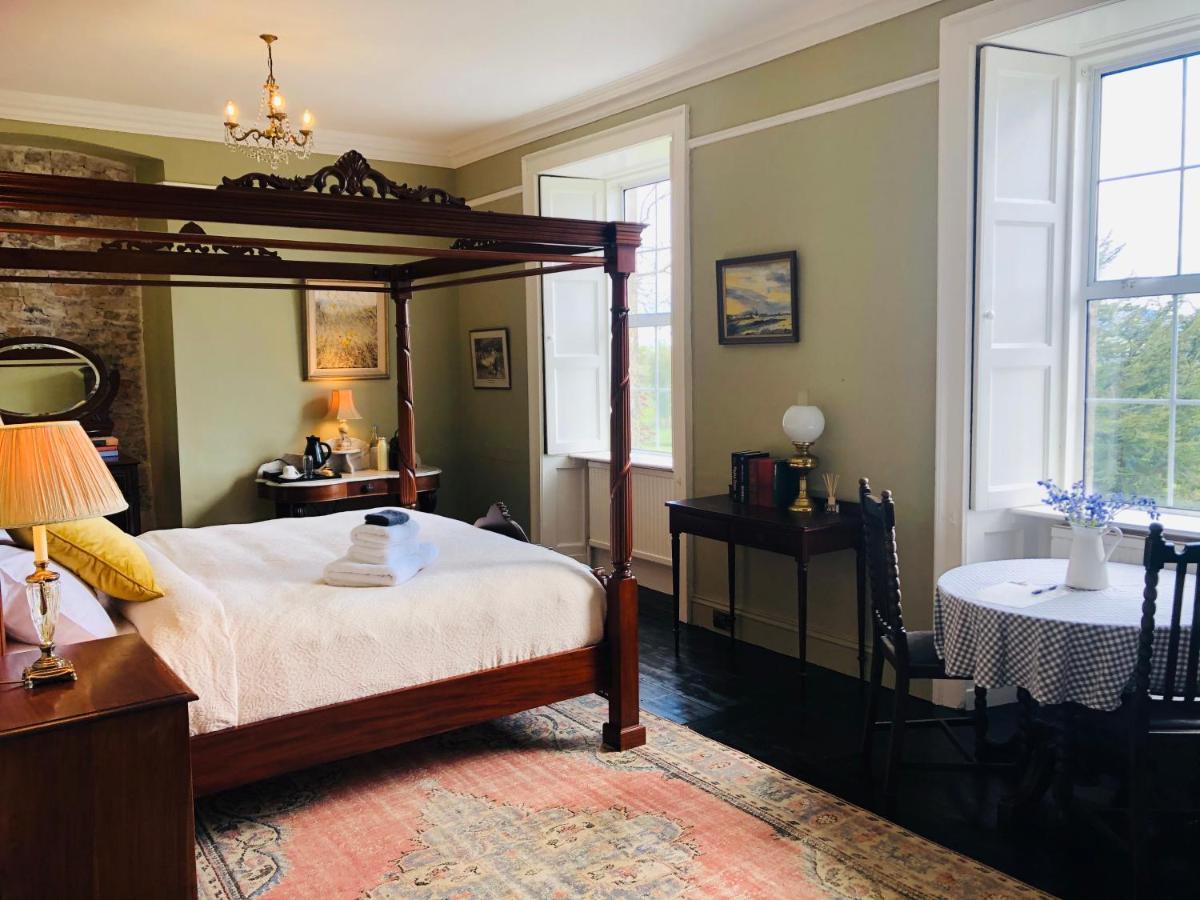 Ballymackey Lissanisky House B&B 외부 사진